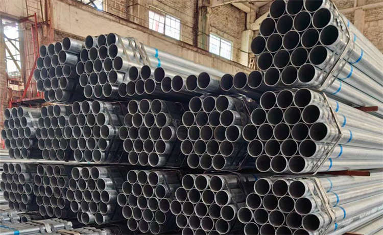 530-8mm螺旋鋼管，鋼材場(chǎng)377mm螺旋焊管，Q235B角鋼價(jià)格，鋼材場(chǎng)鋼護(hù)筒廠商