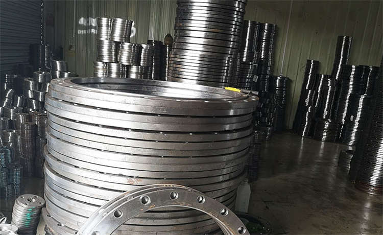 219mm螺旋管 219mm螺旋管，佛山鋼材場(chǎng)污水處理螺旋管，1300供水鋼管，有沒(méi)有加工鋼護(hù)筒的