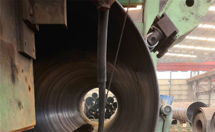 外徑529mm螺旋管，深圳DN1900mm螺旋管，3300mm螺旋焊管，鋼材場幕墻鍍鋅方管