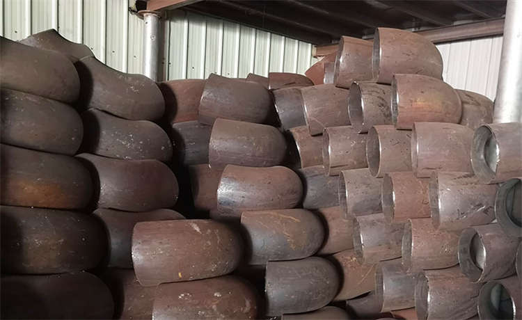 219-6mm螺旋管，920-8mm螺旋鋼管，鋼材場2420mm螺旋焊管，1900污水處理防腐螺旋焊管