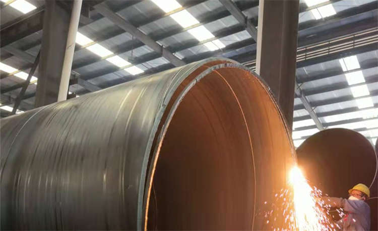 濾水螺旋管廠家，16鋼管樁專用鋼管廠家，螺旋管2800，內(nèi)直徑1300mm螺旋焊管