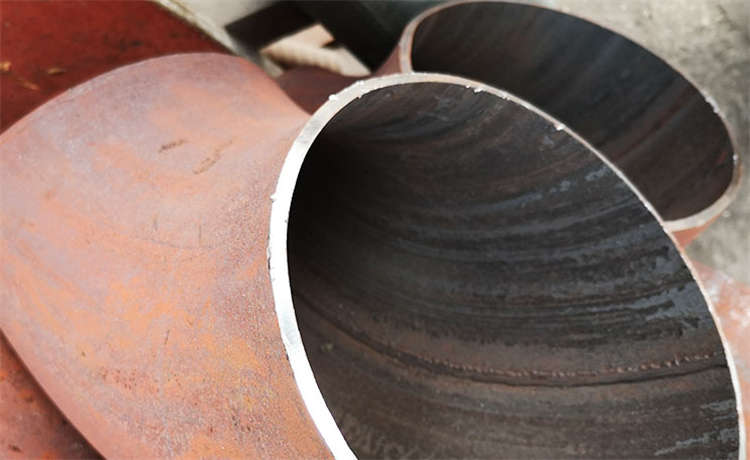 DN350mm螺旋焊管，江門(mén)530-6mm螺旋管，2400mm螺旋焊管，鋼材場(chǎng)排污水螺旋管