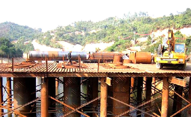 防城港2000打樁鋼護(hù)筒，鋼材場(chǎng)打樁護(hù)壁鋼護(hù)筒，濾水螺旋鋼管，螺旋管廠