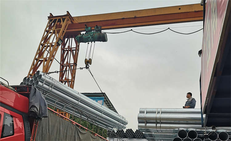 DN1500mm螺旋焊管，廣州1300供水鋼管，dn1600mm螺旋鋼管，920防腐螺旋管價(jià)格