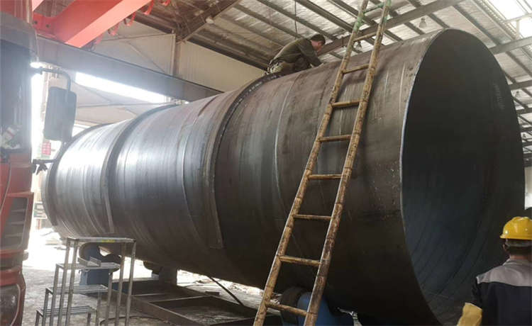 406mm螺旋焊管，920-6mm螺旋管，鋼材場鋼護筒廠家，鍍鋅槽鋼